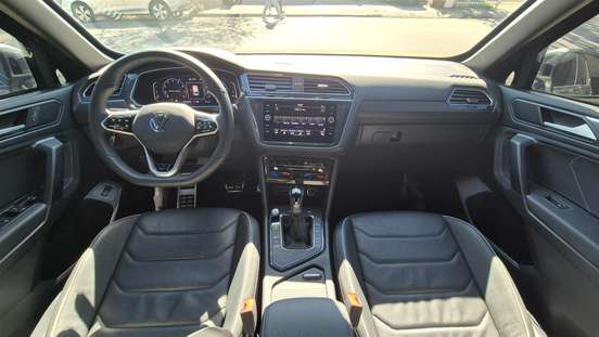 VOLKSWAGEN-TIGUAN-2024