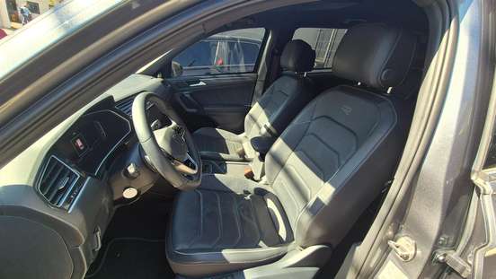 VOLKSWAGEN-TIGUAN-2024