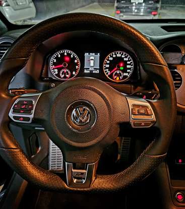 VOLKSWAGEN-TIGUAN-2013