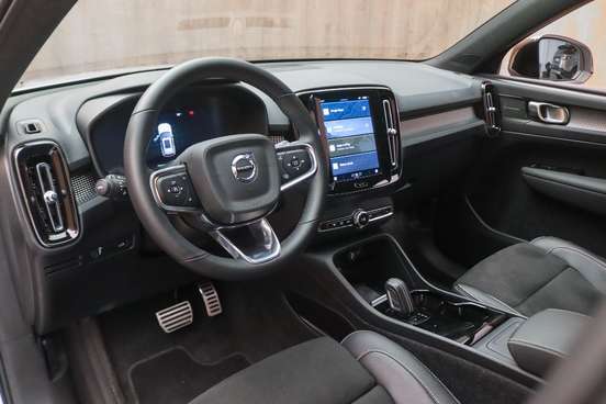 VOLVO-XC40-P8 RECHARGE ELECTRIC BEV PURE AWD VOLVO-XC40-2021