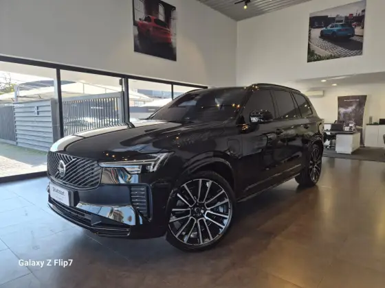 VOLVO XC90 2.0 T8 PHEV ULTRA DARK AWD GEARTRONIC
