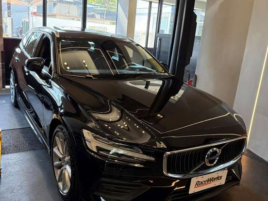 VOLVO-V60-2.0 T5 GASOLINA MOMENTUM GEARTRONIC VOLVO-V60-2019