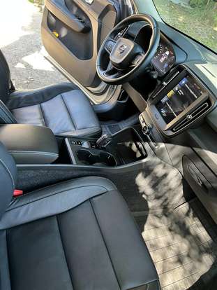 VOLVO-XC40-2.0 T4 GASOLINA GEARTRONIC VOLVO-XC40-2018