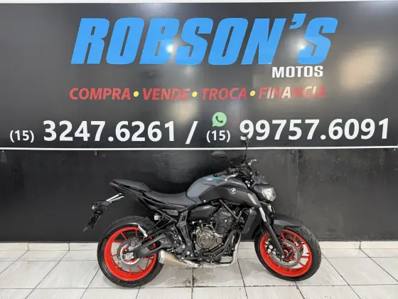 YAMAHA MT-07 ABS YAMAHA MT-07 ABS