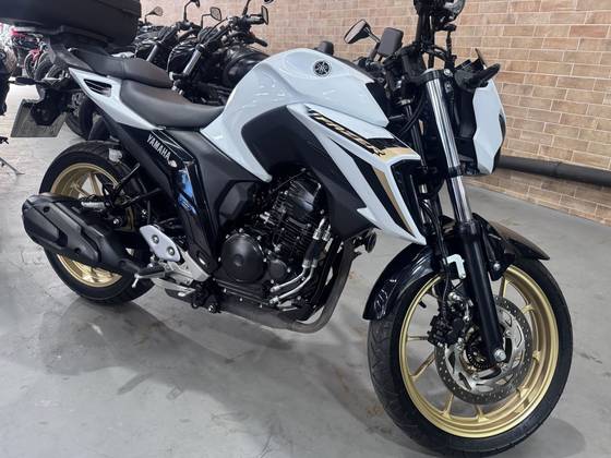 YAMAHA FZ25 FAZER ABS 