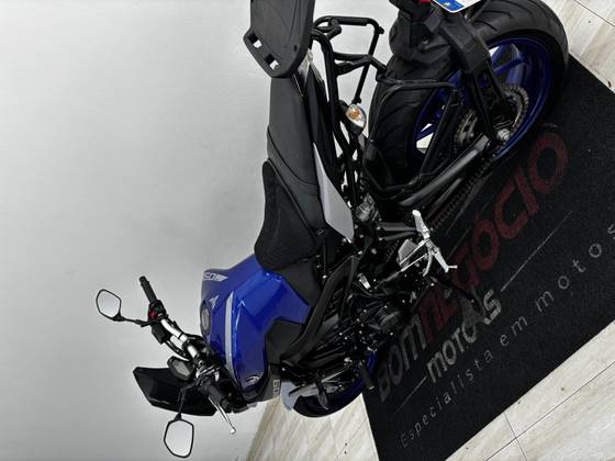 YAMAHA MT-09 