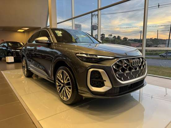 AUDI-SQ5-2026