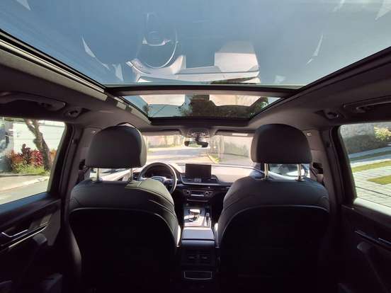 AUDI-Q5-2023