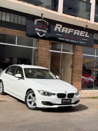 BMW 320i 2.0 16V TURBO ACTIVE FLEX 4P AUTOMÁTICO BMW 320i 2.0 16V TURBO ACTIVE FLEX 4P AUTOMÁTICO