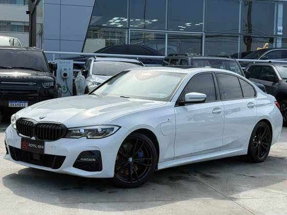 BMW 330e 2.0 16V TURBO HÍBRIDO M SPORT AUTOMÁTICO