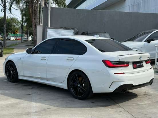 BMW-330e-2.0 16V TURBO HÍBRIDO M SPORT AUTOMÁTICO BMW-330e-2021