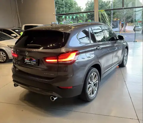 BMW-X1-2.0 16V TURBO ACTIVEFLEX SDRIVE20I 4P AUTOMÁTICO BMW-X1-2019