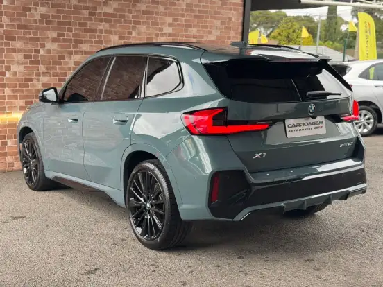 BMW-X1-2022