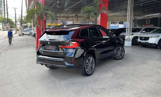 BMW-X1-2024