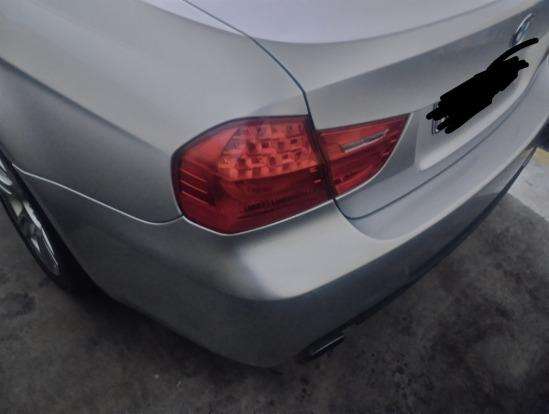 BMW-318i-2012
