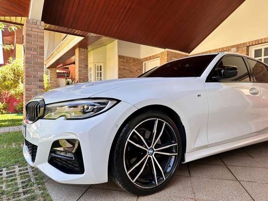BMW-320i-2.0 16V TURBO GASOLINA M SPORT AUTOMÁTICO BMW-320i-2020