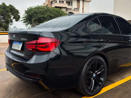 BMW-320i-2.0 SPORT 16V TURBO ACTIVE FLEX 4P AUTOMÁTICO BMW-320i-2018