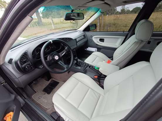 BMW-325i-2.5 SEDAN 24V GASOLINA 4P MANUAL BMW-325i-1994