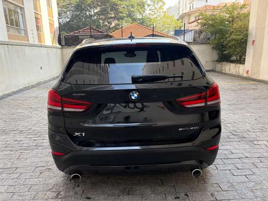 BMW-X1-2.0 16V TURBO ACTIVEFLEX SDRIVE20I 4P AUTOMÁTICO BMW-X1-2021
