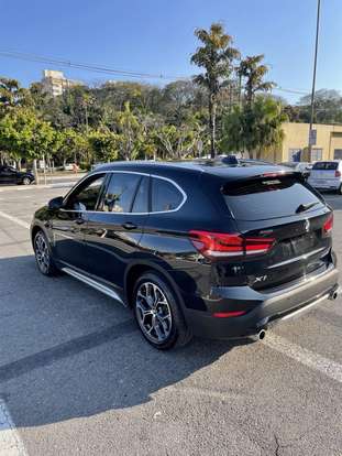 BMW-X1-2021