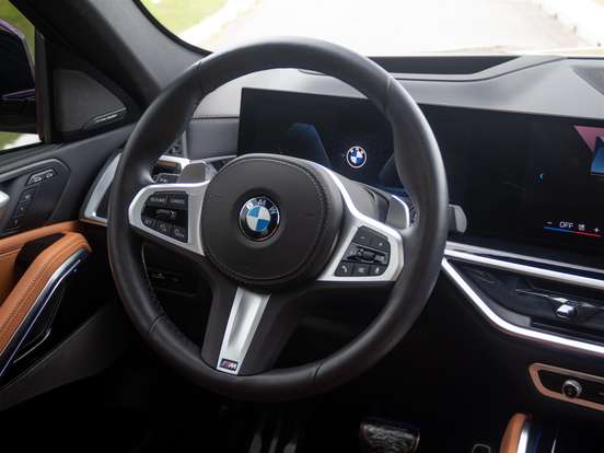 BMW-X6-2023