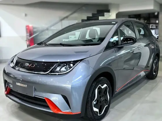 BYD DOLPHIN 44,9 KW ELÉTRICO GS BYD DOLPHIN 44,9 KW ELÉTRICO GS
