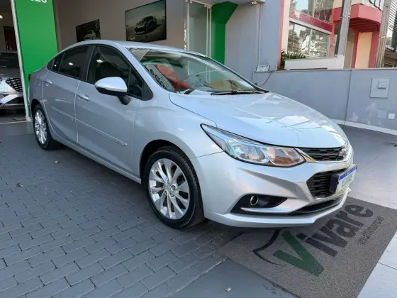CHEVROLET CRUZE 1.4 TURBO LT 16V FLEX 4P AUTOMÁTICO CHEVROLET CRUZE 1.4 TURBO LT 16V FLEX 4P AUTOMÁTICO