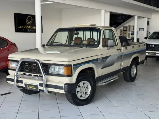 CHEVROLET D20 4.0 CUSTOM S CS 8V DIESEL 2P MANUAL CHEVROLET D20 4.0 CUSTOM S CS 8V DIESEL 2P MANUAL