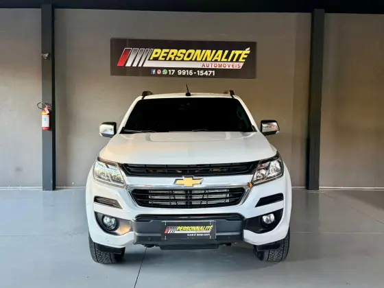 CHEVROLET S10 2.8 HIGH COUNTRY 4X4 CD 16V TURBO DIESEL 4P AUTOMÁTICO CHEVROLET S10 2.8 HIGH COUNTRY 4X4 CD 16V TURBO DIESEL 4P AUTOMÁTICO