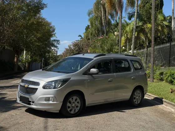 CHEVROLET SPIN 1.8 LTZ 8V FLEX 4P AUTOMÁTICO CHEVROLET SPIN 1.8 LTZ 8V FLEX 4P AUTOMÁTICO
