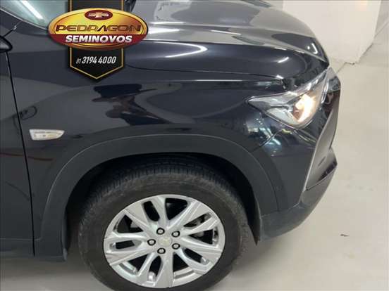 CHEVROLET-TRACKER-2025