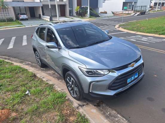 CHEVROLET-TRACKER-2023