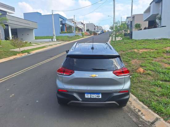CHEVROLET-TRACKER-2023