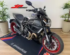DUCATI DIAVEL CROMO DUCATI DIAVEL CROMO