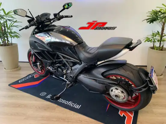 DUCATI-DIAVEL CROMO-2013
