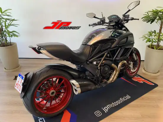 DUCATI-DIAVEL CROMO DUCATI-DIAVEL CROMO-2013