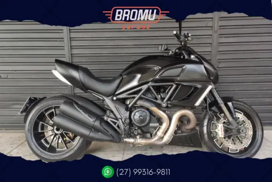 DUCATI DIAVEL DARK 