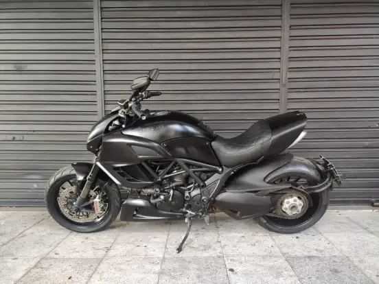 DUCATI-DIAVEL DARK DUCATI-DIAVEL DARK-2014