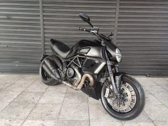 DUCATI-DIAVEL DARK DUCATI-DIAVEL DARK-2014