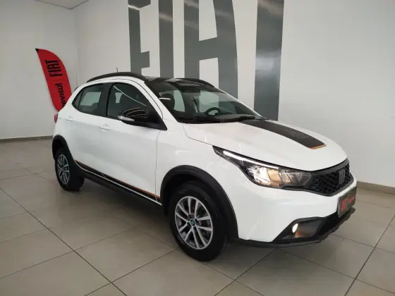 FIAT ARGO 1.3 FIREFLY FLEX TREKKING CVT FIAT ARGO 1.3 FIREFLY FLEX TREKKING CVT