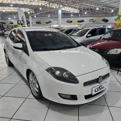 FIAT BRAVO 1.8 ESSENCE 16V FLEX 4P AUTOMATIZADO