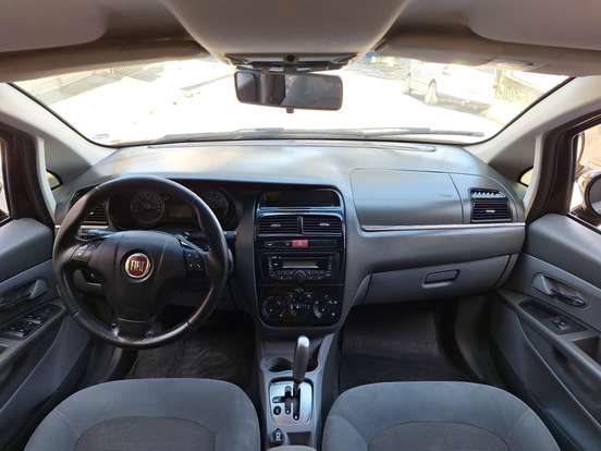 FIAT-LINEA-2013