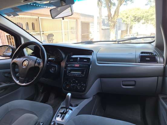FIAT-LINEA-2013