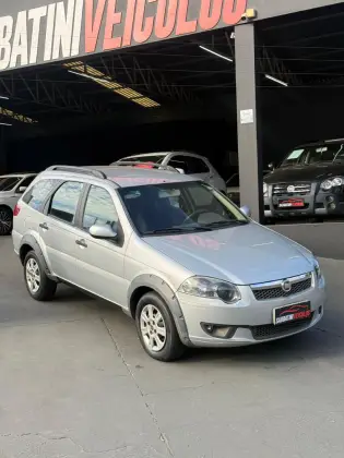 FIAT PALIO 1.6 TREKKING WEEKEND 16V FLEX 4P MANUAL FIAT PALIO 1.6 TREKKING WEEKEND 16V FLEX 4P MANUAL