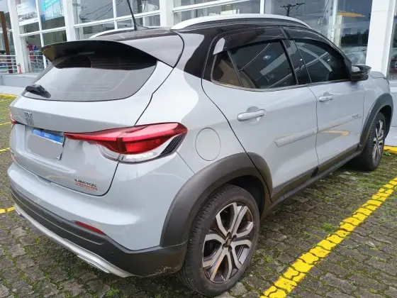 FIAT PULSE 1.0 TURBO 200 FLEX IMPETUS CVT FIAT PULSE 1.0 TURBO 200 FLEX IMPETUS CVT