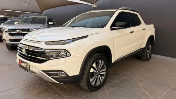 FIAT TORO 2.0 16V TURBO DIESEL VOLCANO 4WD AT9 FIAT TORO 2.0 16V TURBO DIESEL VOLCANO 4WD AT9
