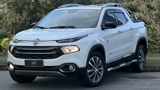 FIAT TORO 2.0 16V TURBO DIESEL VOLCANO 4WD AT9 FIAT TORO 2.0 16V TURBO DIESEL VOLCANO 4WD AT9