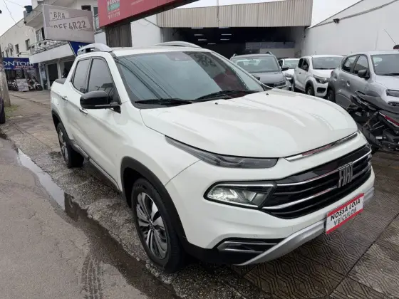 FIAT TORO 2.0 16V TURBO DIESEL VOLCANO 4WD AT9 FIAT TORO 2.0 16V TURBO DIESEL VOLCANO 4WD AT9
