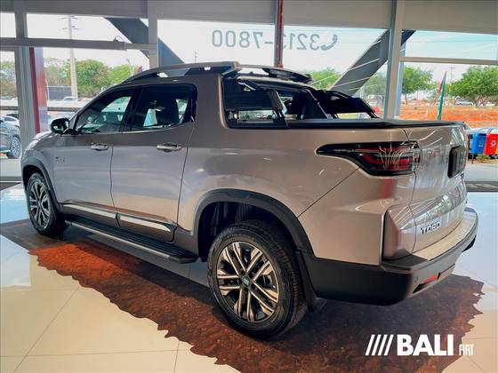 FIAT TORO 2.2 TURBO DIESEL RANCH 4WD AT9