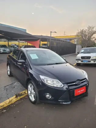FORD FOCUS 2.0 S SEDAN 16V FLEX 4P POWERSHIFT FORD FOCUS 2.0 S SEDAN 16V FLEX 4P POWERSHIFT